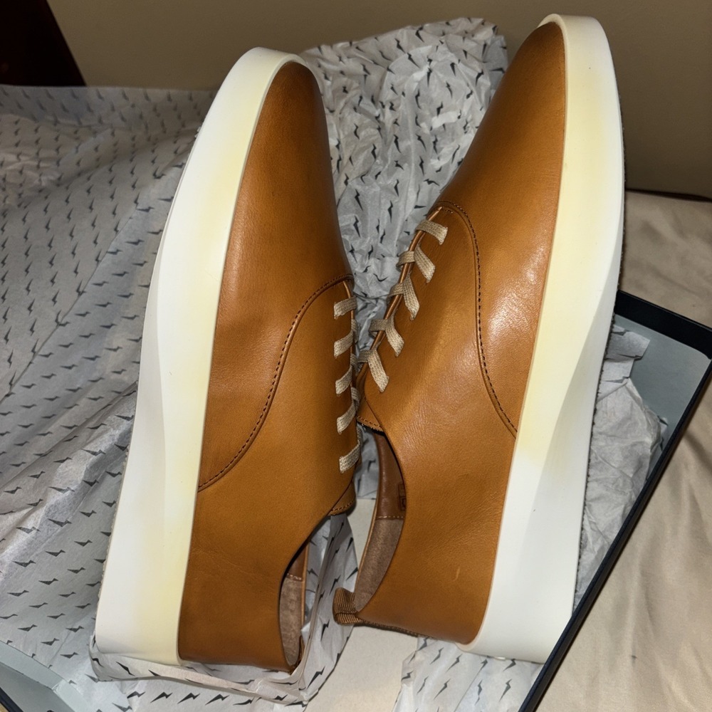NIB Wolf & Shepherd Men 7.5 Shoe Cruise Lace-Up Fair Sneaker Honey $195 W 9 READ